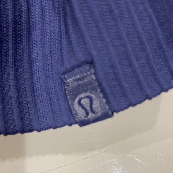 Lululemon Rest Less Hoodie
Gatsby Blue / White size 4 - Picture 2 of 3